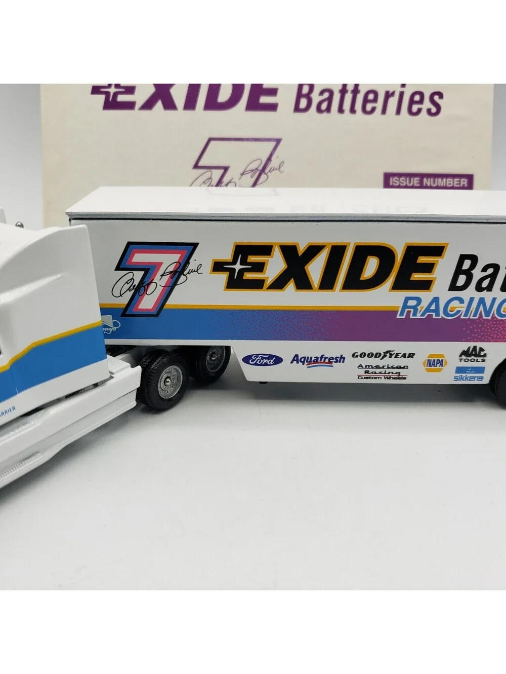 VTG Winross Die Cast Trucks NIB Geoff Bodine Exide Hauler Batteries Racing